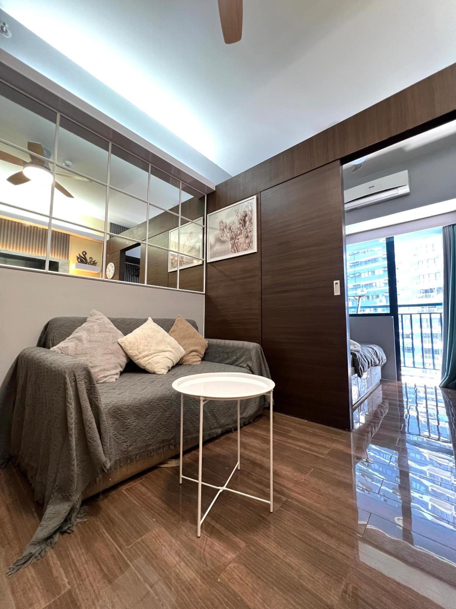 Apartment In Air Residences, Makati With Wifi, Netflix, Pool, Mall And More Manila Luaran gambar